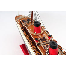 Old Modern Normandie Painted C003