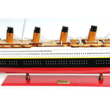 Old Modern TITANIC PAINTED XL C023