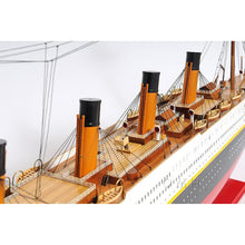 Old Modern TITANIC PAINTED XL C023