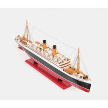 Old Modern Empress of Ireland C051