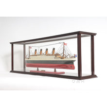 Old Modern Display Case for Cruise Liner Mid P016