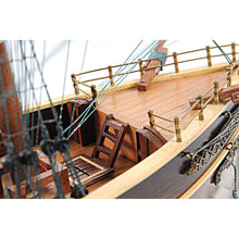 Old Modern Cutty Sark T016