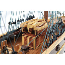 Old Modern Cutty Sark T016