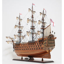 Old Modern HMS Victory Midsize With Display Case T033A