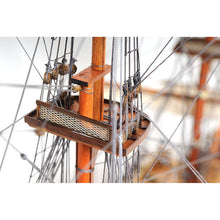 Old Modern HMS Victory Midsize With Display Case T033A