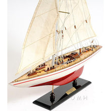 Old Modern Endeavour Yacht Painted 24 Y139