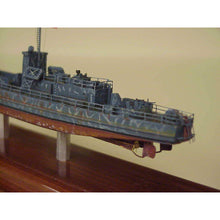 Iron Shipwrights LCI(L)-334 1/350 Scale Resin Model Ship Kit 4-068