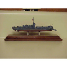 Iron Shipwrights LCI(L)-334 1/350 Scale Resin Model Ship Kit 4-068