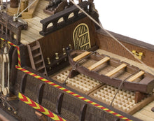 GOLDEN HIND (OCCRE 1:85) OC12003 Model Kit