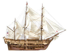 HMS BOUNTY W/ CUTAWAY HULL (OCCRE 1:45) OC14006 Model Kit