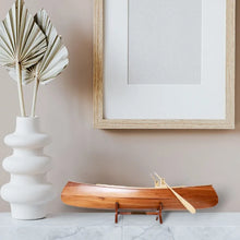 old-modern-peterborough-canoe-b016