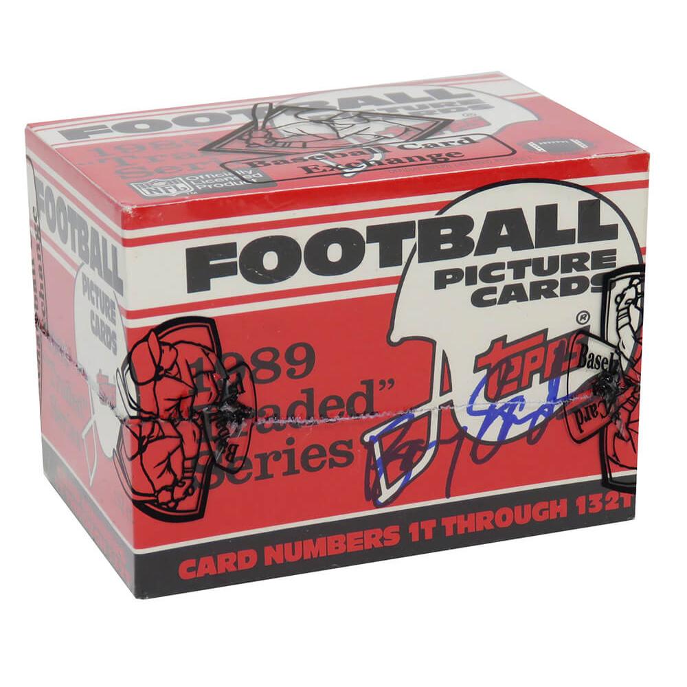 Schwartz Sports 1989 Topps Traded Football Factory Set BBCE Wrapped (Barry Sanders Signed Box)BX389TTES
