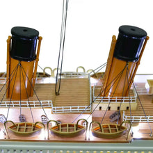 Old Modern TITANIC WITH LIGHTS C057