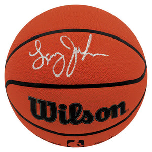 Schwartz Sports Larry Johnson Signed Wilson Indoor/Outdoor NBA Basketball JOHBSK241