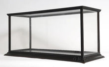 P020-DISPLAY-CASE-FOR-SPEED-BOAT-L04