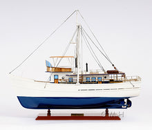 Old Modern Dickie Walker Boat Model B039