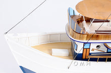 Old Modern Dickie Walker Boat Model B039