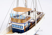 Old Modern Dickie Walker Boat Model B039