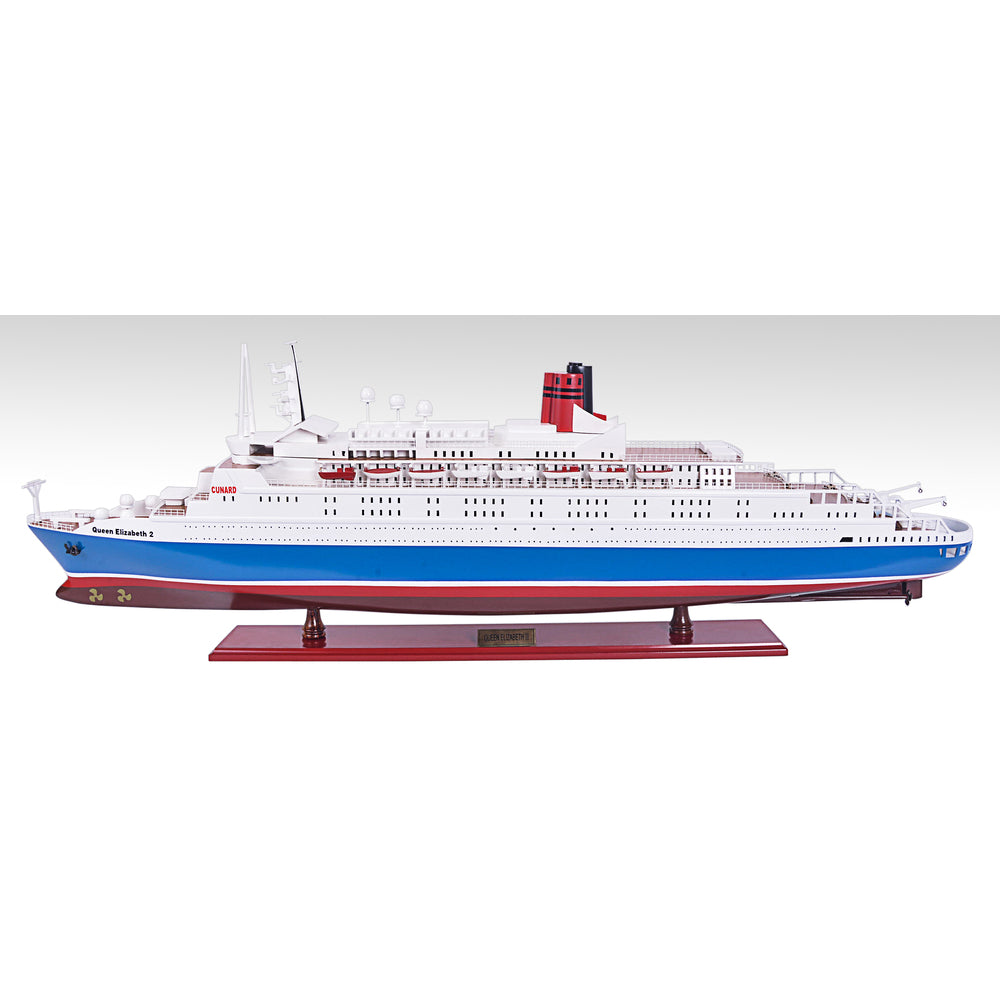 Queen Elizabeth II Painted Large Cruiseship Model - C047 - Old Modern