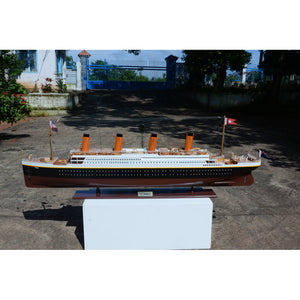Titanic Painted XXL Exclusive Edition Cruiseship Model - C126 - Old Modern