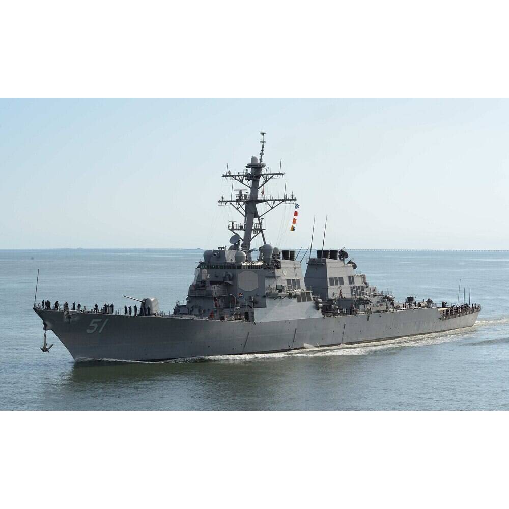 Arleigh Burke-class Destroyer Large - CM064 - Old Modern