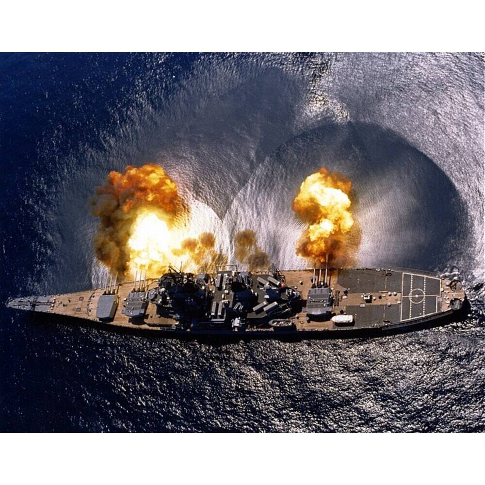 USS Iowa (BB-61) Large - CM104 - Old Modern