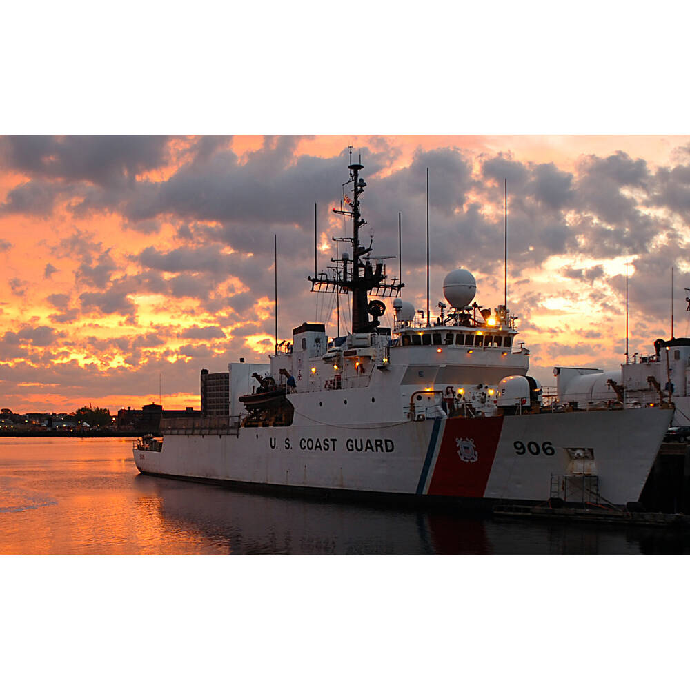 USCGC Seneca WMEC-906 36 Inches L Ship Model - CM261 - Old Modern