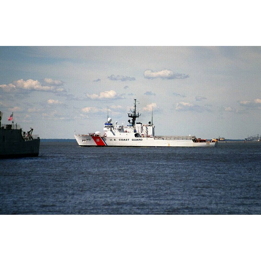USCGC Legare WMEC-912 36 Inches L Ship Model - CM266 - Old Modern