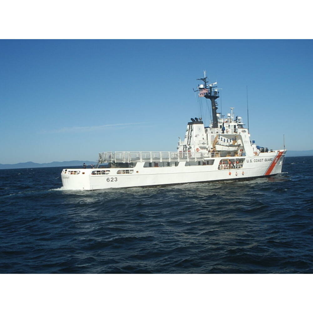 USCGC Steadfast WMEC-623 36 Inches L Ship Model - CM276 - Old Modern