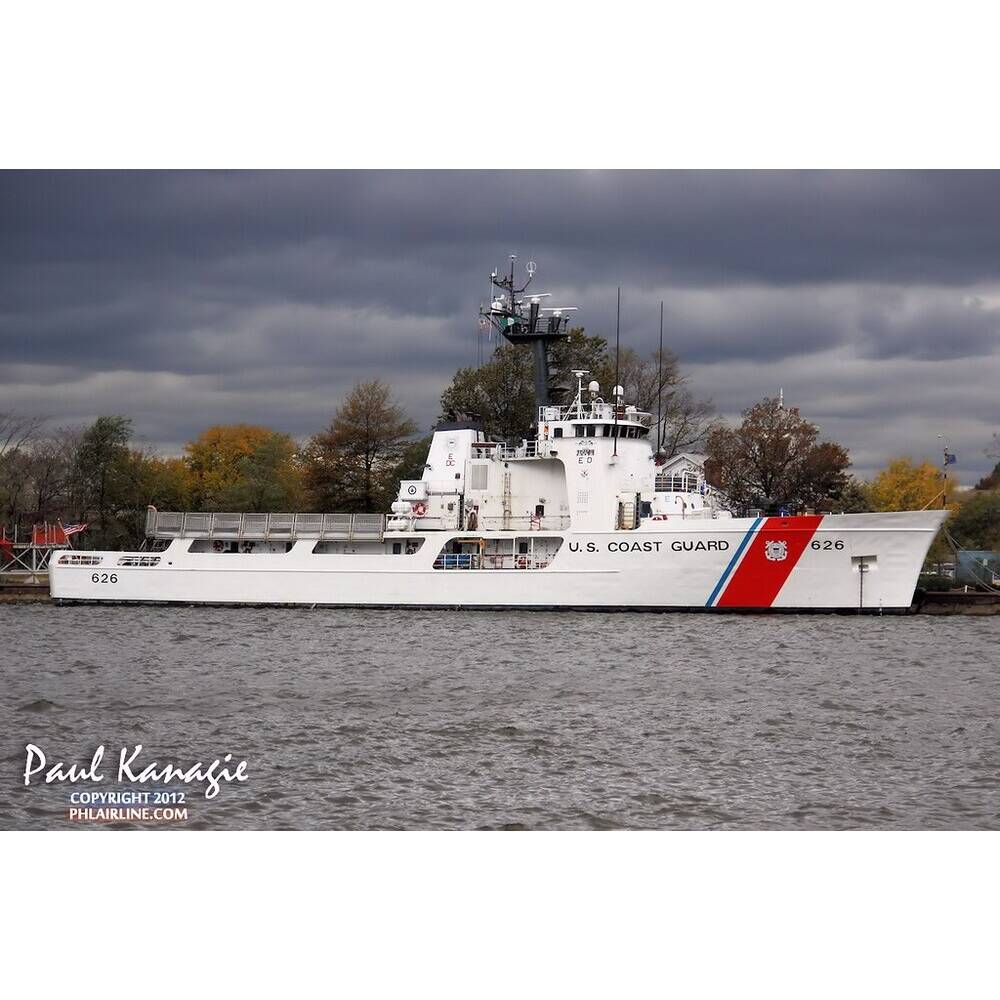 USCGC Dependable WMEC-626 36 Inches L Ship Model - CM279 - Old Modern