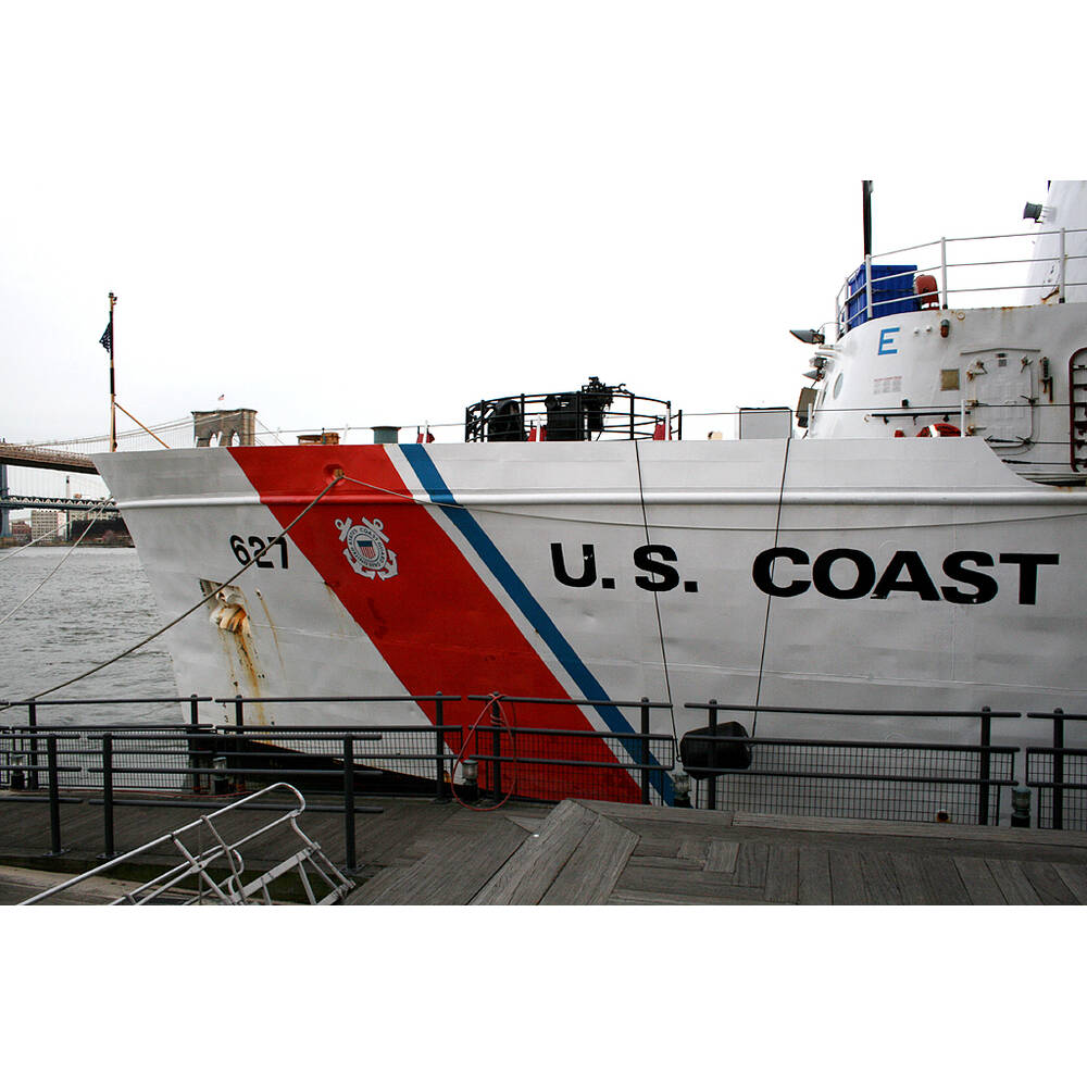 USCGC Vigorous WMEC-627 36 Inches L Ship Model - CM280 - Old Modern