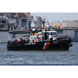 USCGC Chock (WYTL-65602)  36 Inches L Ship Model - CM285 - Old Modern