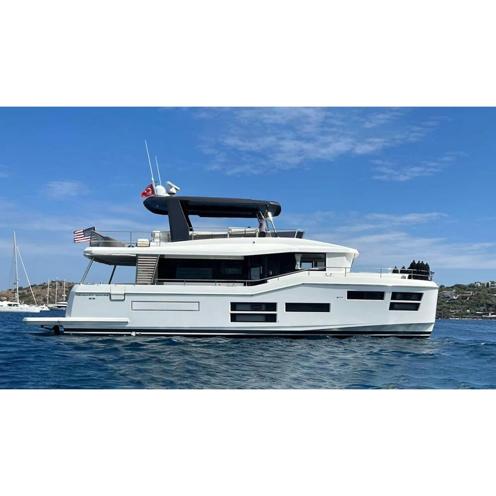French Beneteau Grand Trawler 62 (Trawler Series) 36 Inches Ship Model - CM498 - Old Modern