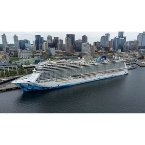 American Norwegian Bliss (Breakaway Plus Class) &#8211; Norwegian Cruise Line 36 Inches Ship Model - CM524 - Old Modern