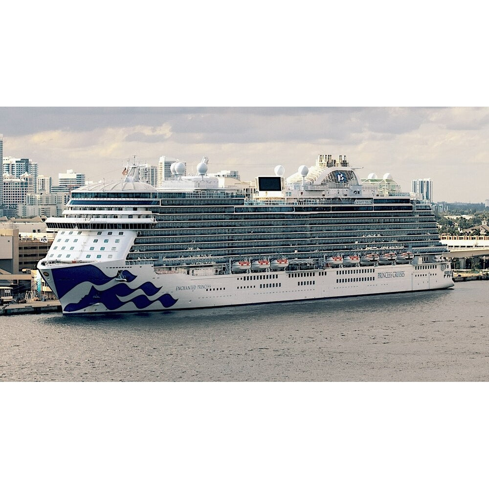 American Enchanted Princess (Royal-Class) Cruise Ship 36 Inches Model - CM533 - Old Modern