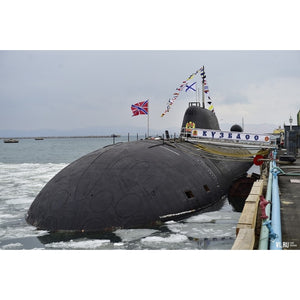 Russian K-152 Nerpa Akula-Class Submarine (Project 971) 36 Inches Model - CM555 - Old Modern