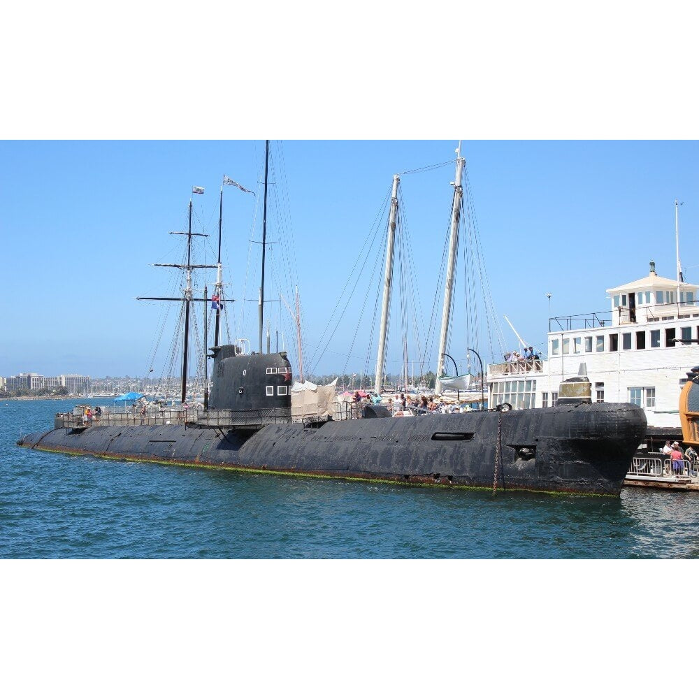 Russian B-39 Foxtrot-Class Submarine (Project 641) 36 Inches Model - CM556 - Old Modern