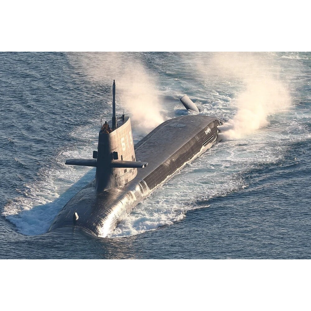 Japanese JS Taigei Submarine (SS-513 Series) 36 Inches Model - CM568 - Old Modern