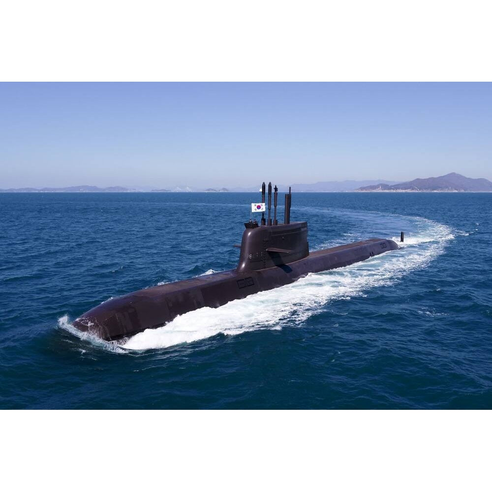 South Korean Dosan Ahn Changho Submarine (KSS-III) 36 Inches Model - CM573 - Old Modern