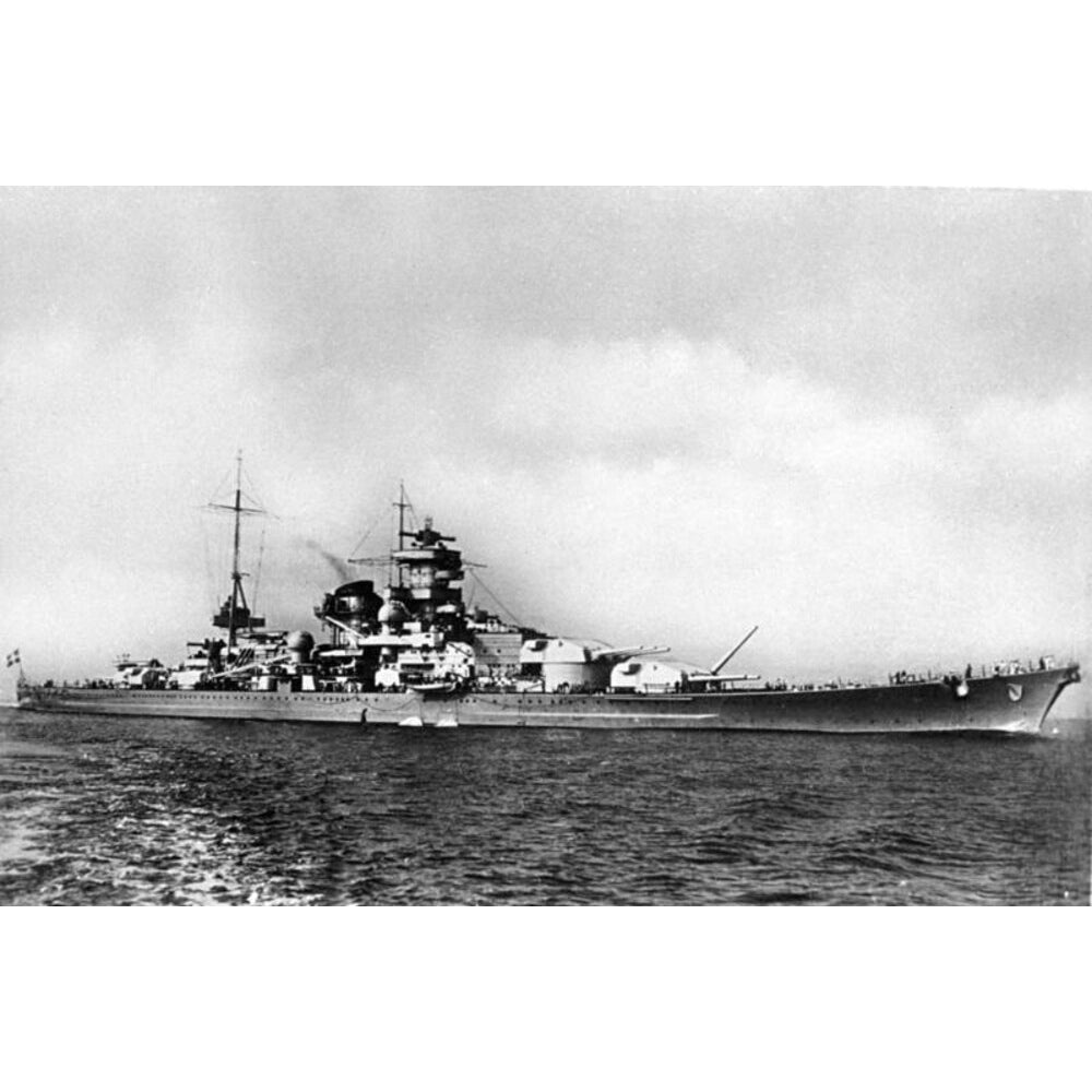 Germany Scharnhorst-Class 36 Inches Battleship Model - CM580 - Old Modern