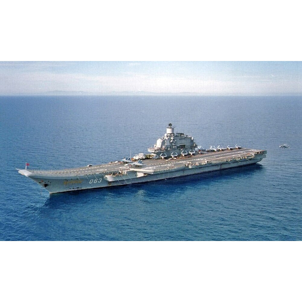 Russian Admiral Nakhimov (Kirov-Class Battlecruiser 063) 36 Inches Model - CM609 - Old Modern