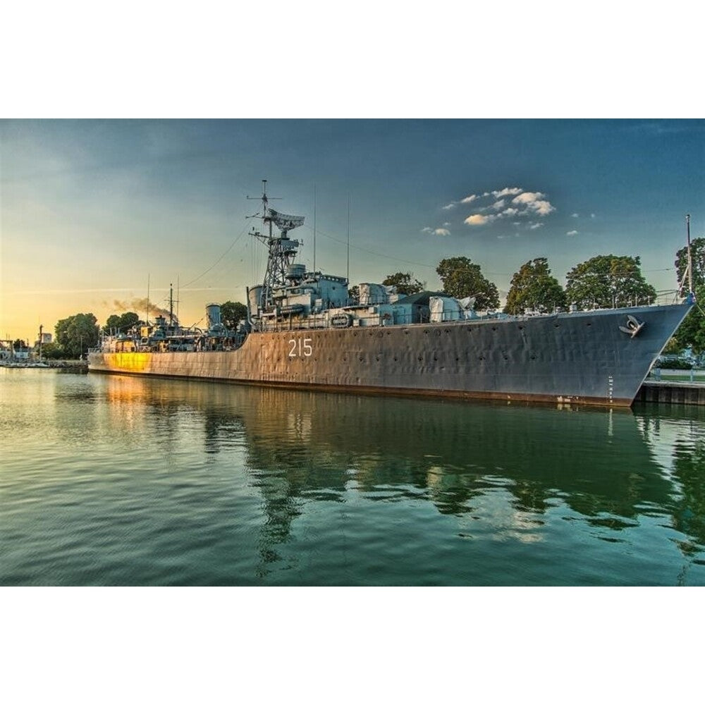 Canadian HMCS Haida Tribal-Class Destroyer (G63) 36 Inches Model - CM611 - Old Modern