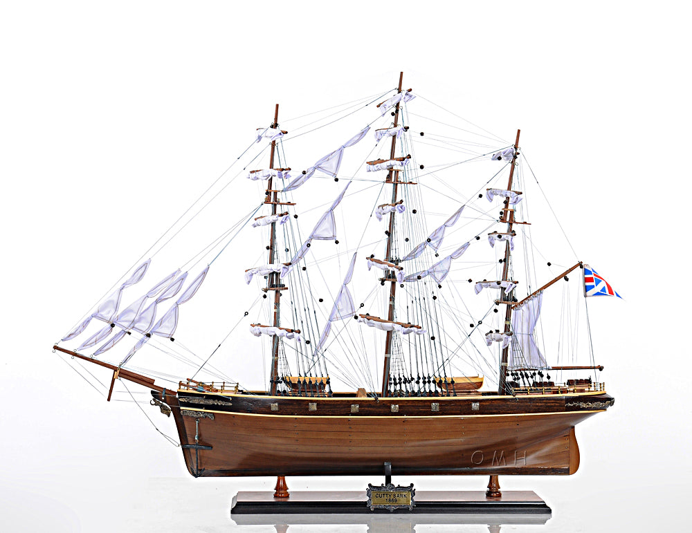 Old Modern Cutty Sark Clipper Ship Model T016