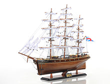 Old Modern Cutty Sark Clipper Ship Model T016