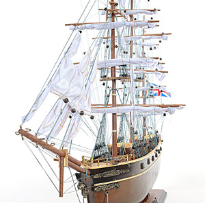 Old Modern Cutty Sark Clipper Ship Model T016