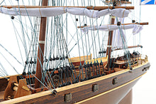 Old Modern Cutty Sark Clipper Ship Model T016