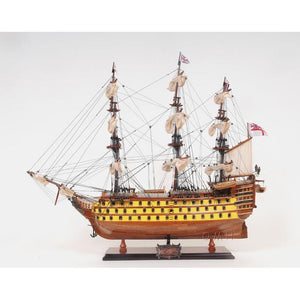 HMS Victory Painted Medium Admiral Line - T051 - Old Modern