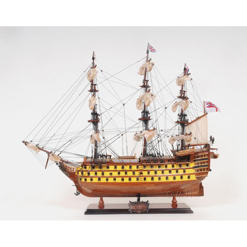 HMS Victory Painted Medium Admiral Line - T051 - Old Modern