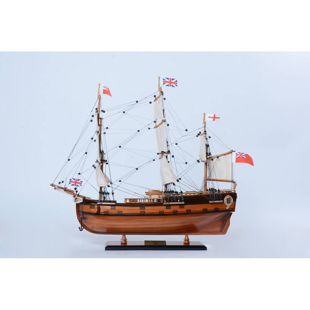 HMS Endeavour Small Captain Line | Fully Assembled - T205 - Old Modern