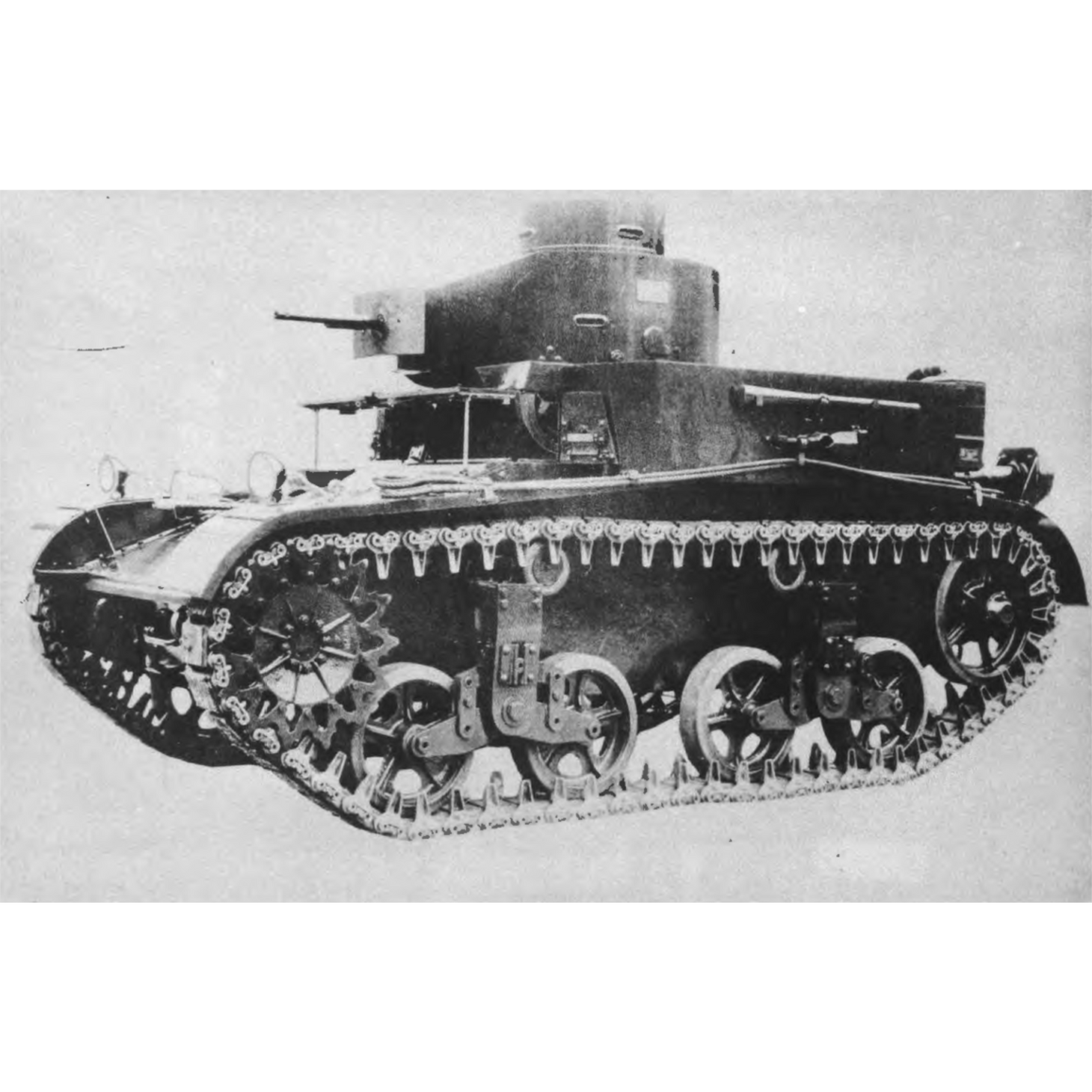 Commander Models U.S. M2A1 Light Tank 1/35 Scale Requires AFV Club Track #35019 1-007
